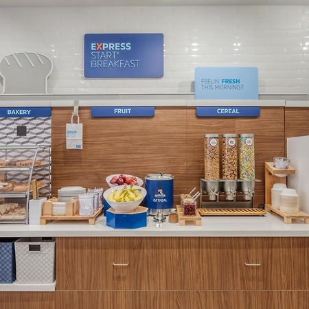 Holiday Inn Express Troy By Ihg Kültér fotó