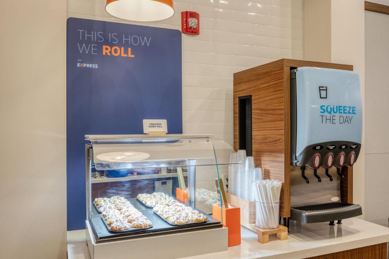 Holiday Inn Express Troy By Ihg Kültér fotó
